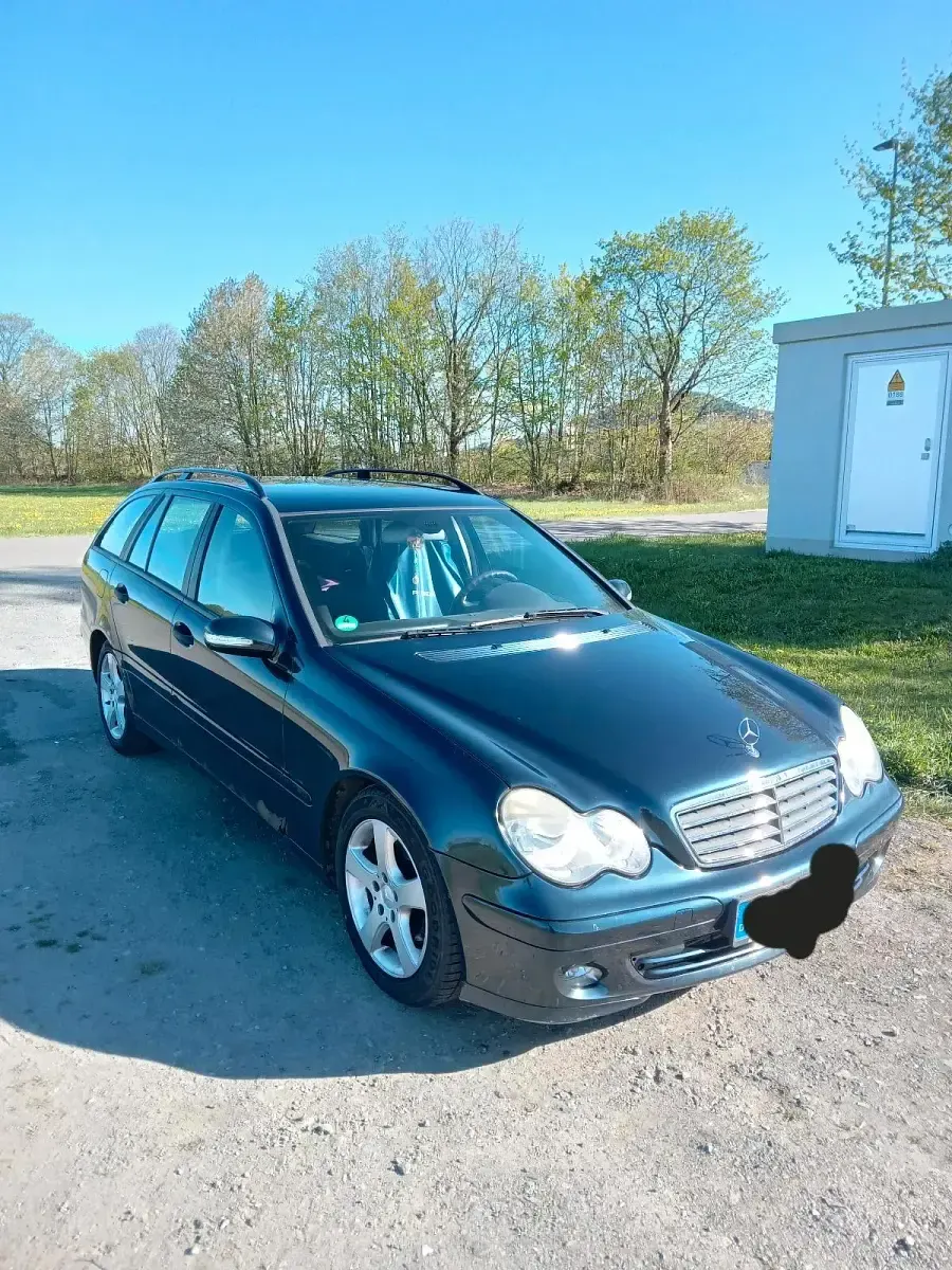 Gebraucht Mercedes C220 150 PS (110 kW) 2004 Andere farben Kombi