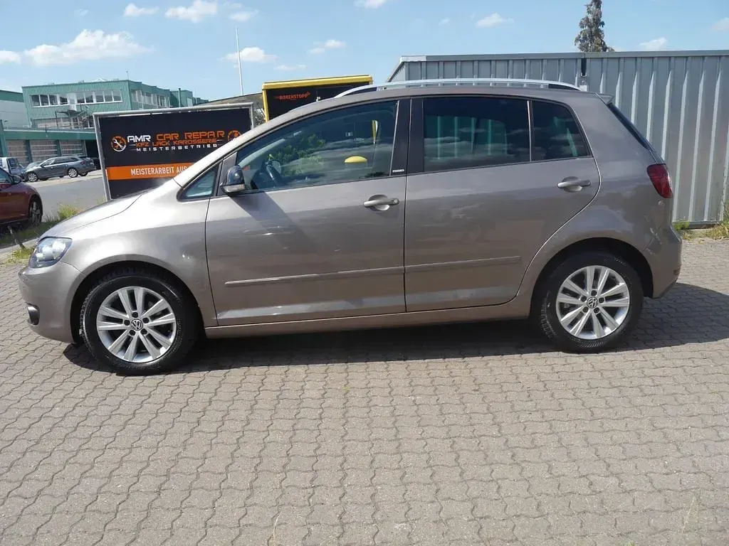 Gebraucht VW Golf Plus Cross Style 105 PS (77 kW) 2011 Braun Limousine