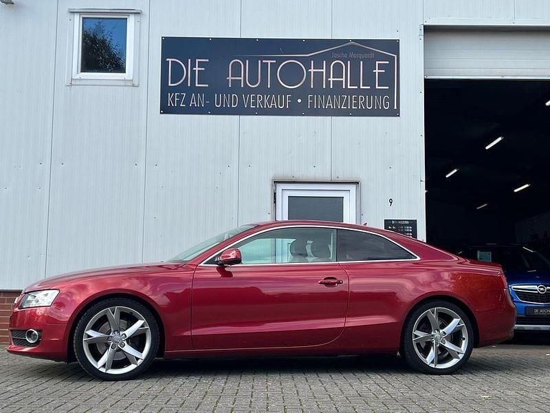 Rot Gebraucht 2010 Audi A5 Advanced Coupé | 9.559 € (Fairer Preis) - Bild 1/4