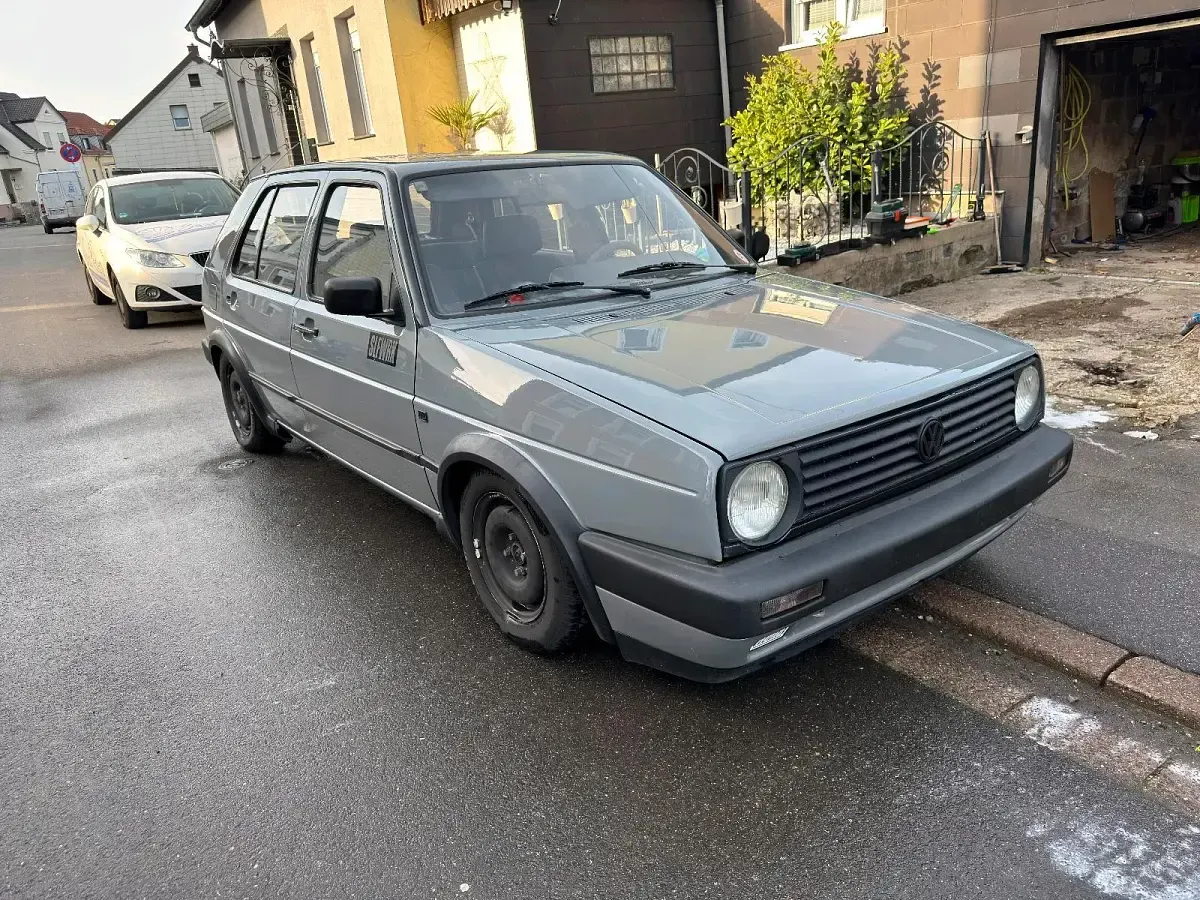 Gebraucht VW Golf II 90 PS (66 kW) 1990 Grau Kleinwagen