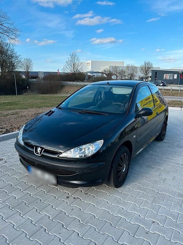 Gebraucht Peugeot 206 75 PS (55 kW) 2007 Schwarz Kleinwagen