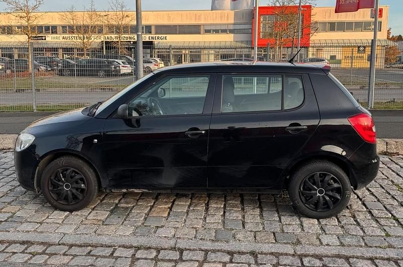 Gebraucht Skoda Fabia 60 PS (44 kW) 2009 Schwarz Kleinwagen