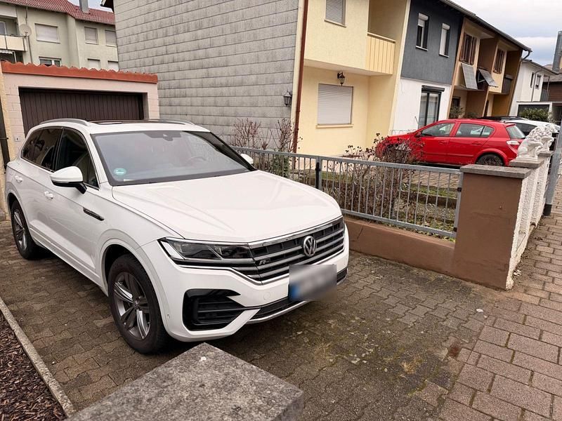 Gebraucht VW Touareg 286 PS (210 kW) 2018 Weiß SUV