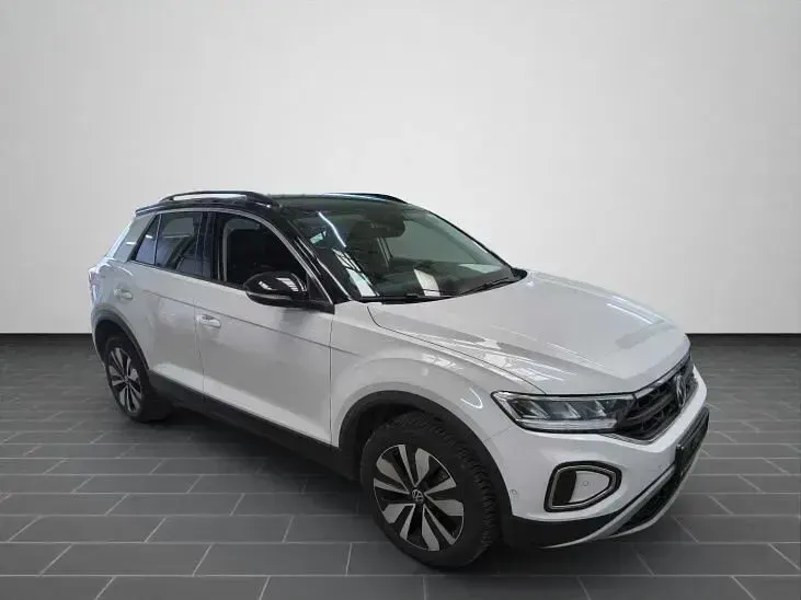 Używany VW T-Roc 150 KM (110 kW) 2025 Biały SUV