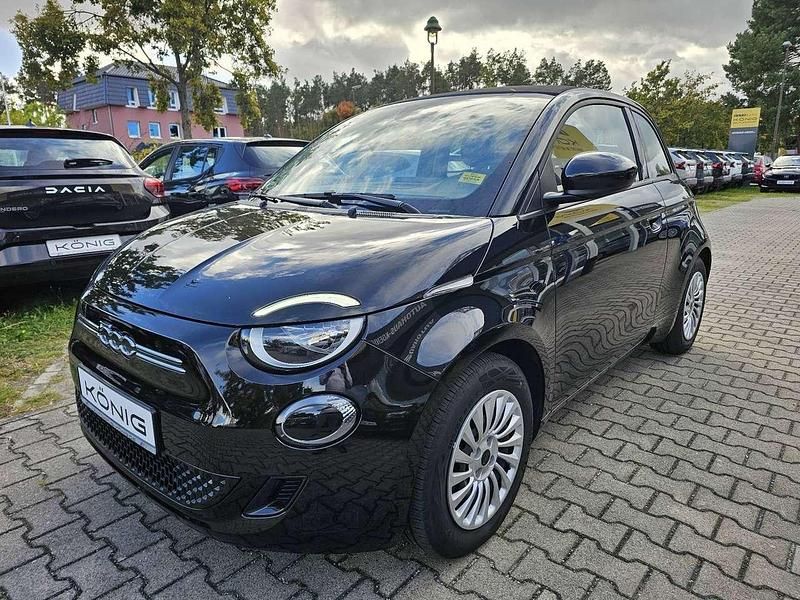 Schwarz Gebraucht 2023 Fiat 500e Kleinwagen | 25.998 € (Etwas zu teuer) - Bild 1/4
