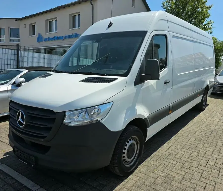 Gebraucht Mercedes Sprinter 150 PS (110 kW) 2022 Weiß Van