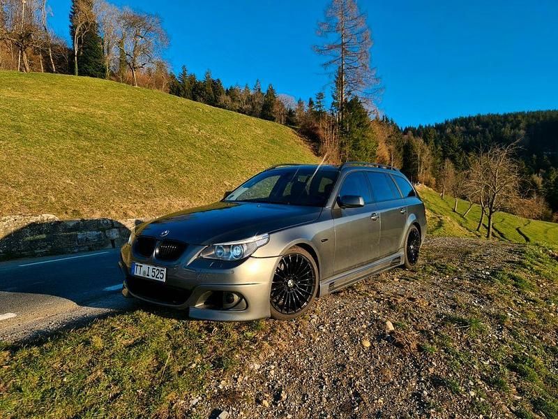 Gebraucht BMW 525 Performance 218 PS (160 kW) 2005 Grau Kombi