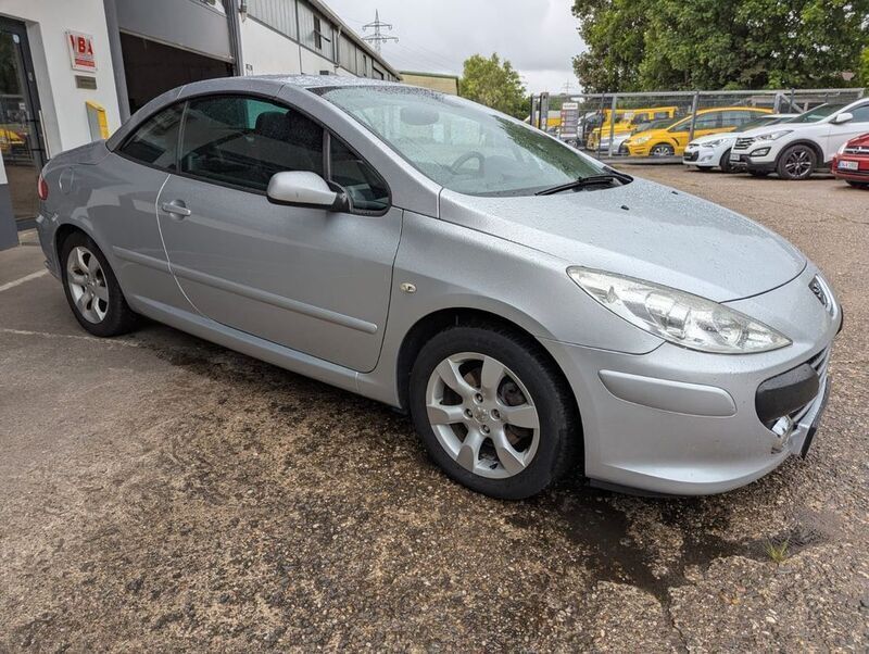 Gebraucht Peugeot 307 CC 109 PS (80 kW) 2009 Grau Cabrio