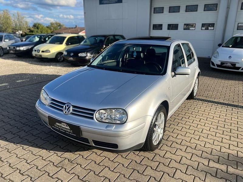 Silber Gebraucht 2002 VW Golf IV Highline Limousine | 3.950 € (Etwas zu teuer) - Bild 1/4