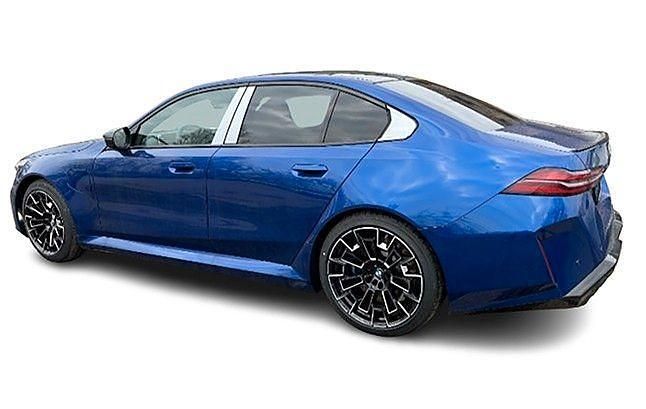 Neu BMW M5 Performance 727 PS (534 kW) 2025 Blau Limousine