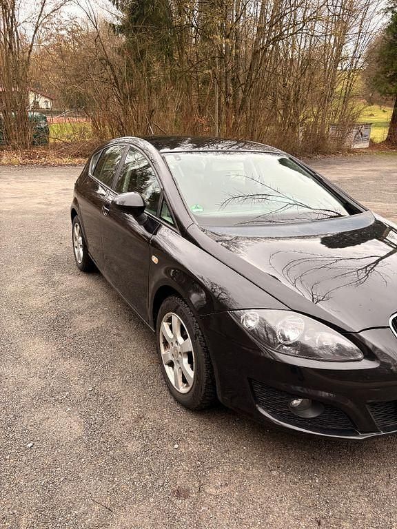 Gebraucht Seat Leon 125 PS (91 kW) 2009 Schwarz Kleinwagen