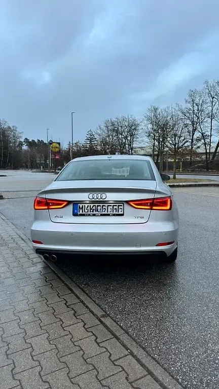 Używany Audi A3 Ambiente 140 KM (102 kW) 2014 Sedan/Limuzyna