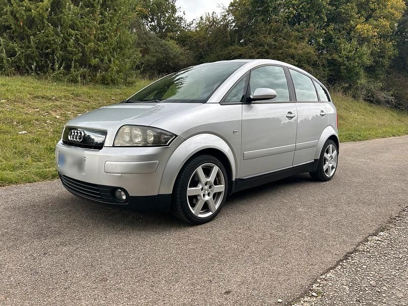 Silber Gebraucht 2001 Audi A2 Kleinwagen | 1.699 € (Superpreis) - Bild 1/4