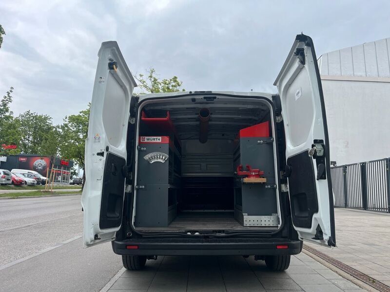 Weiß Gebraucht 2019 Opel Vivaro Van | 11.950 € (Guter Preis) - Bild 1/4