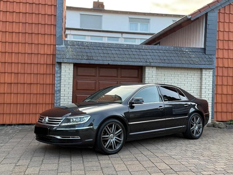 Schwarz Gebraucht 2011 VW Phaeton Limousine | 6.450 € (Superpreis) - Bild 1/4