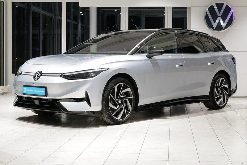 Gebraucht VW ID.7 Pro 210 kW (286 PS) 2025 Scale silver metallic Kombi