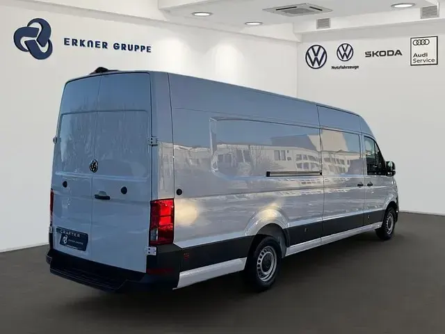 Neu VW Crafter 140 PS (102 kW) 2026 Candyweiß Van