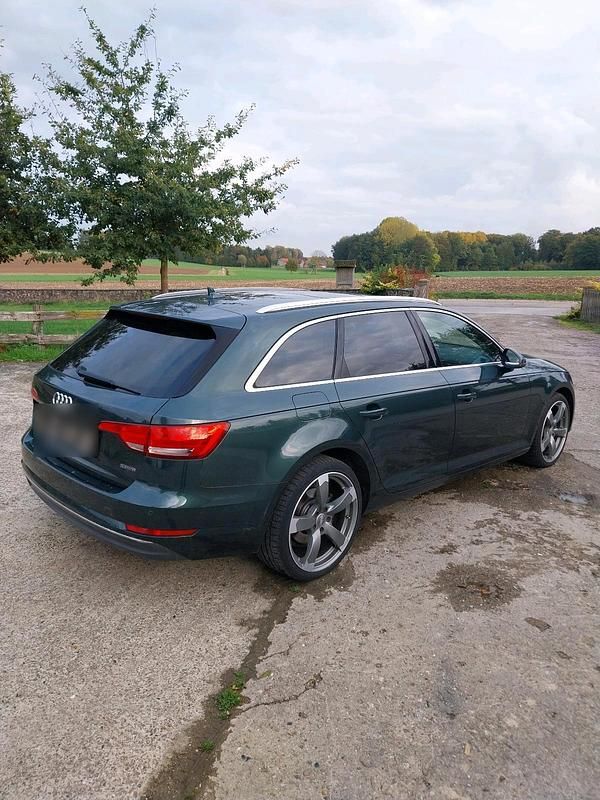 Gebraucht Audi A4 218 PS (160 kW) 2016 Grün Kombi