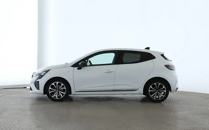 Gebraucht Renault Clio V Techno 91 PS (66 kW) 2025 Weiss Limousine