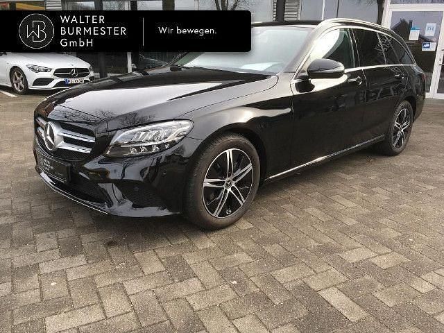Schwarz Gebraucht 2021 Mercedes C180 Kombi | 34.780 € (Teuer) - Bild 1/4
