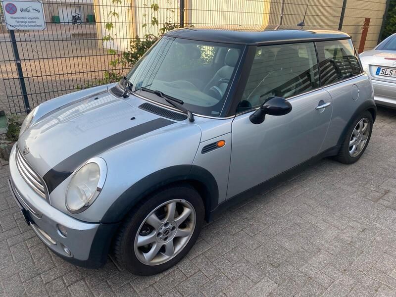 Silber Gebraucht 2004 Mini ONE Kleinwagen | 1.490 € - Bild 1/2