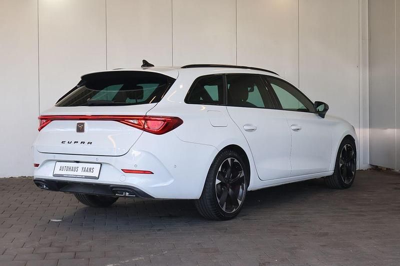 Gebraucht Cupra Leon 150 PS (110 kW) 2024 Weiß Limousine