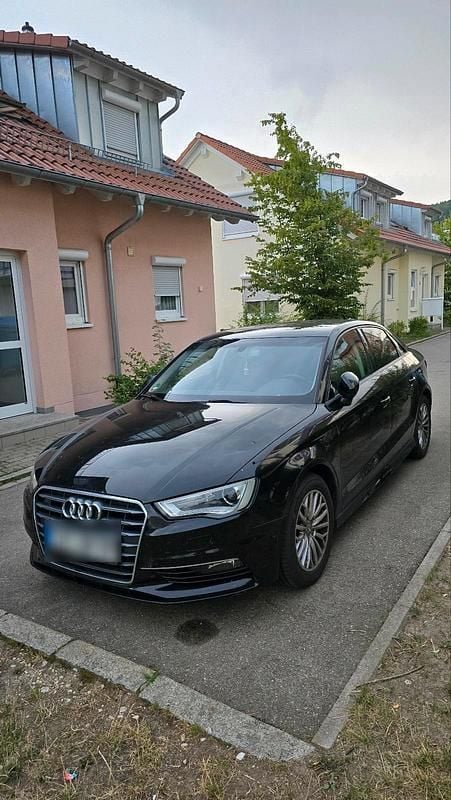 Schwarz Gebraucht 2015 Audi A3 Limousine | 8.500 € (Superpreis) - Bild 1/4