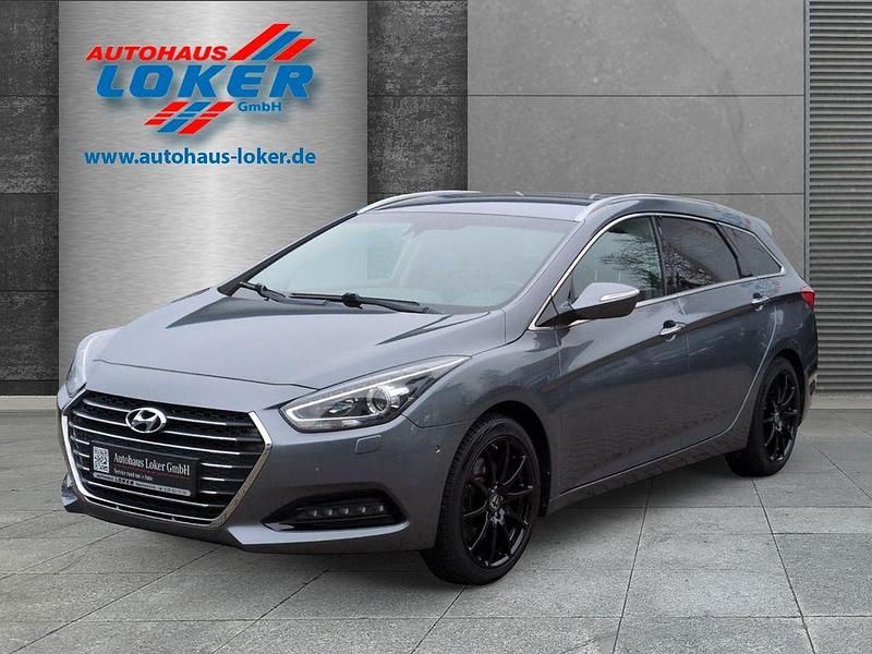Gebraucht Hyundai i40 Premium 141 PS (103 kW) 2017 Silber Kombi