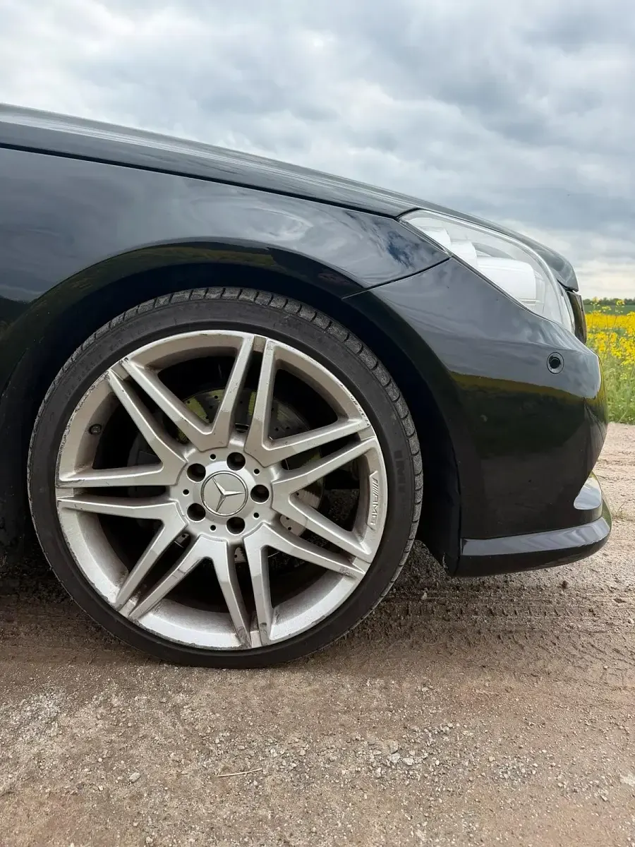Gebraucht Mercedes E350 AMG 265 PS (194 kW) 2012 Schwarz Cabrio