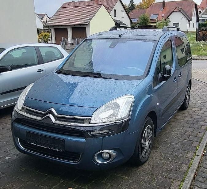 Blau Gebraucht 2013 Citroën Berlingo Van / Kleinbus | 8.500 € (Fairer Preis) - Bild 1/4