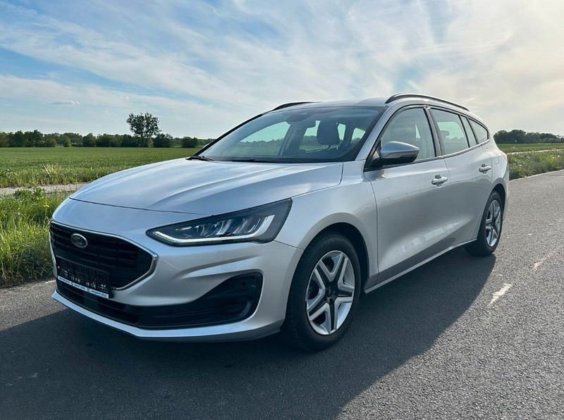 Gebraucht Ford Focus 120 PS (88 kW) 2022 Silber Kombi