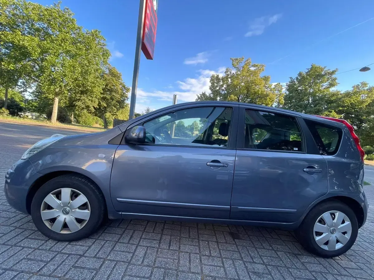 Gebraucht Nissan Note Acenta 88 PS (64 kW) 2008 Grau Kleinwagen
