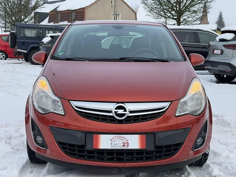 Używany Opel Corsa 101 KM (74 kW) 2011 Czerwony Hatchback