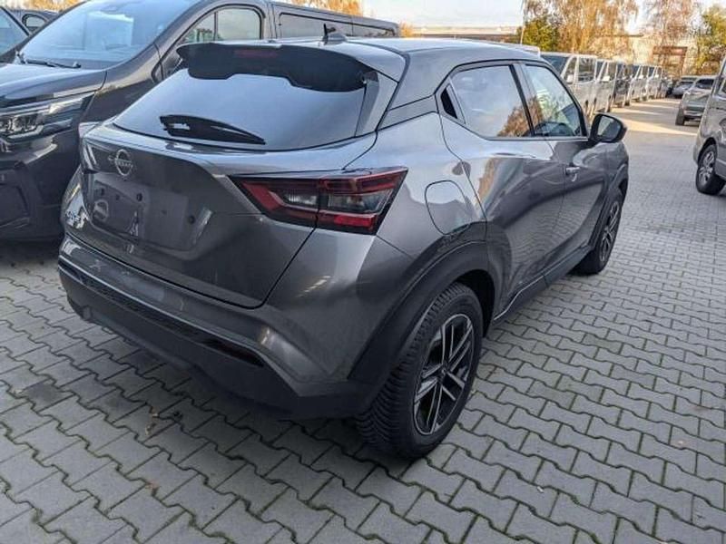 Gebraucht Nissan Juke N-Connecta 114 PS (83 kW) 2025 Dark grey/black SUV