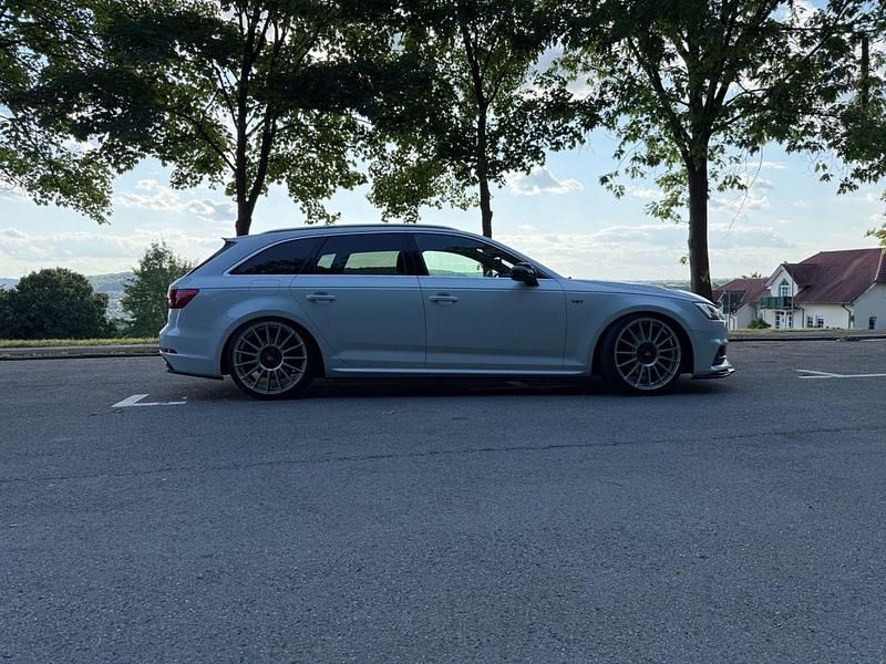 Gebraucht Audi A4 Ambiente 218 PS (160 kW) 2016 Weiß Kombi