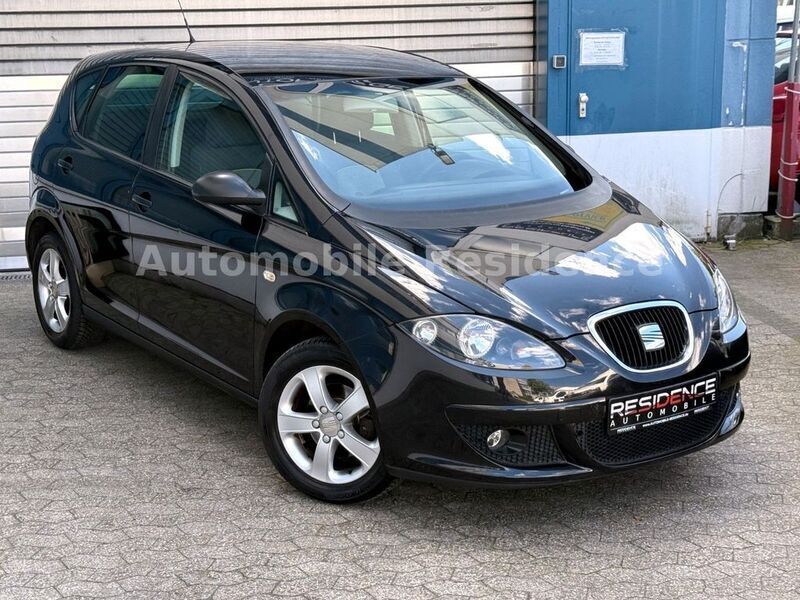 Schwarz Gebraucht 2006 Seat Altea Van / Kleinbus | 2.998 € (Fairer Preis) - Bild 1/4