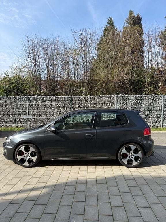 Gebraucht VW Golf VI GTI 211 PS (155 kW) 2011 Grau Kleinwagen