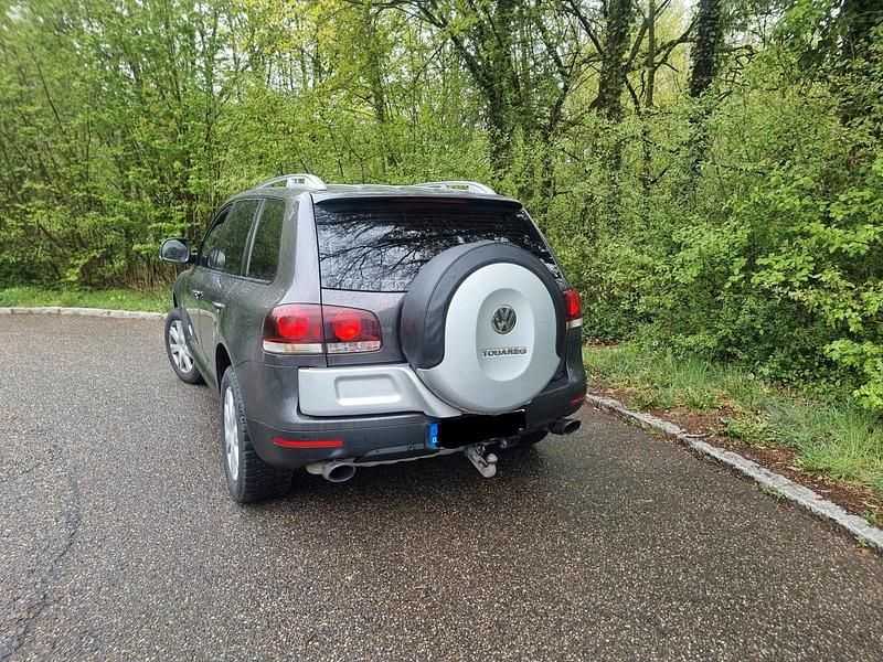 Gebraucht VW Touareg 245 PS (180 kW) 2010 Grau SUV