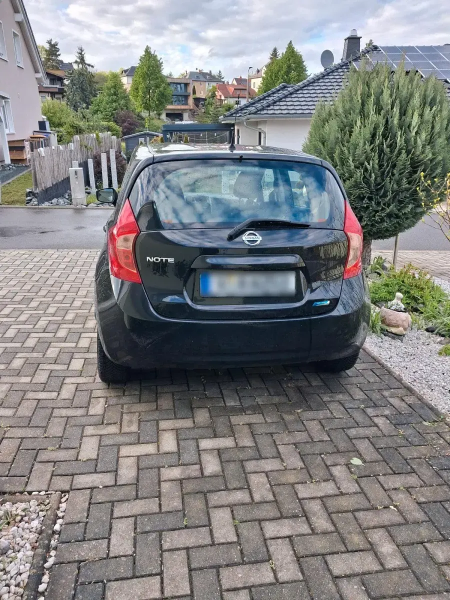Gebraucht Nissan Note 90 PS (66 kW) 2016 Schwarz Kleinwagen