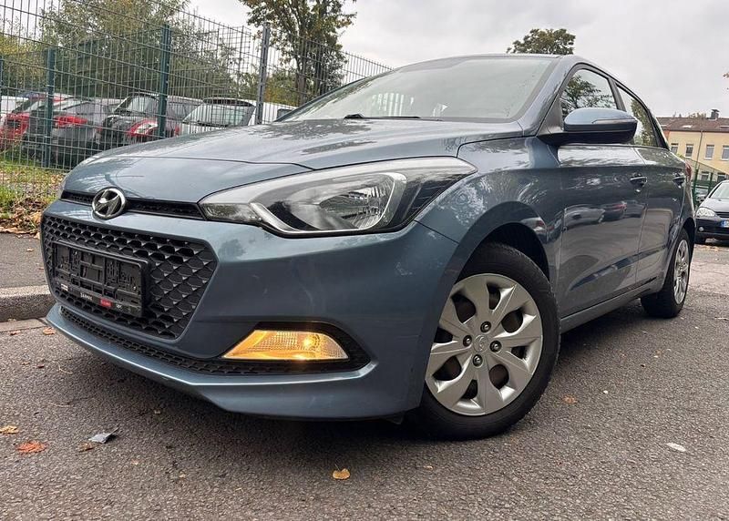 Gebraucht 2017 Hyundai i20 GO! Limousine | 5.490 € (Fairer Preis) - Bild 1/4