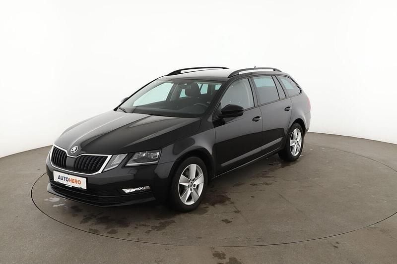 Schwarz Gebraucht 2020 Skoda Octavia Tour Kombi | 18.090 € (Fairer Preis) - Bild 1/3