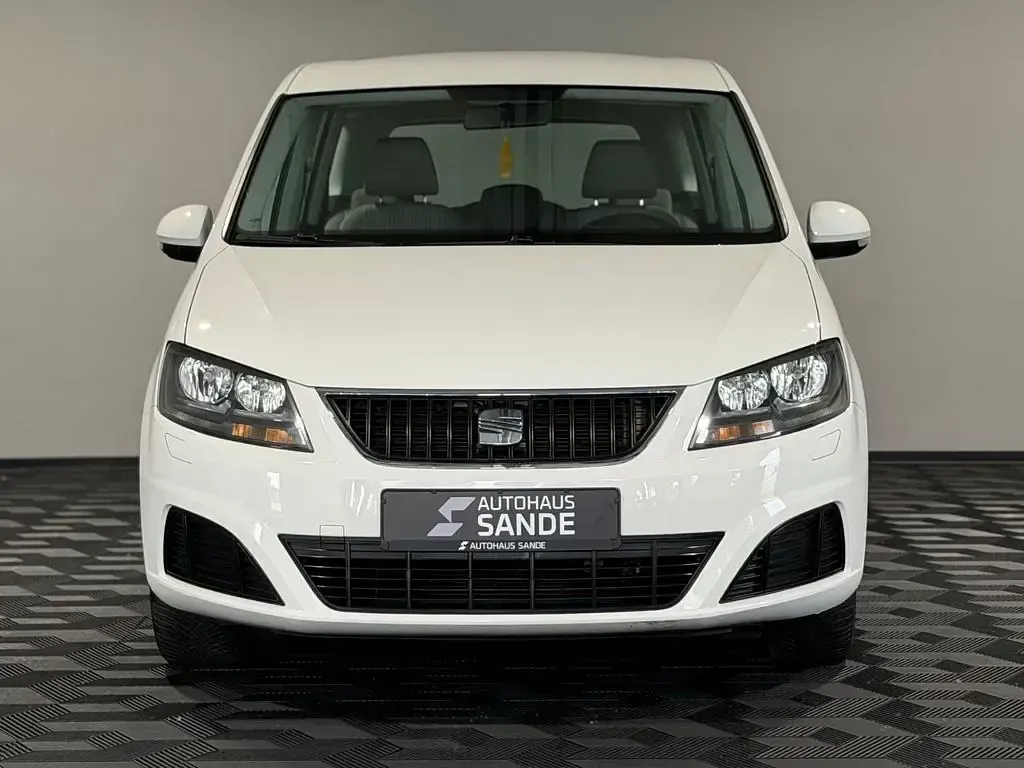 Używany Seat Alhambra Reference 150 KM (110 kW) 2012 Biały Minivan