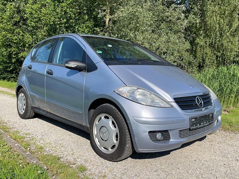 Grau Gebraucht 2006 Mercedes A150 Kleinwagen | 2.790 € (Fairer Preis) - Bild 1/4