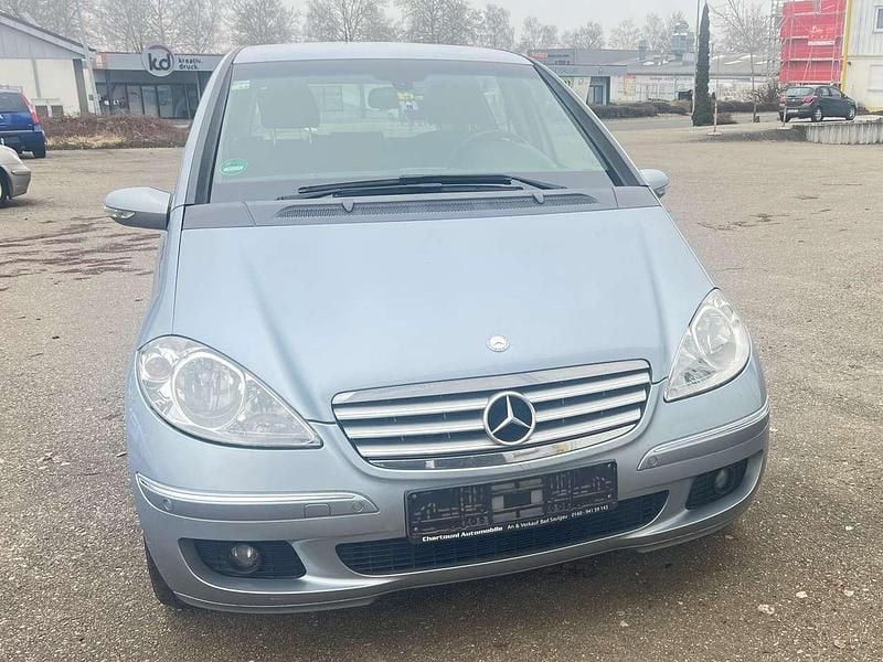 Blau Gebraucht 2007 Mercedes A180 Elegance Limousine | 1.999 € (Superpreis) - Bild 1/4
