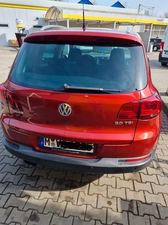 Gebraucht VW Tiguan 170 PS (125 kW) 2009 Rot SUV