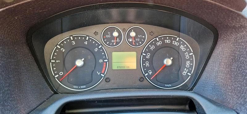 Gebraucht Ford Fusion 101 PS (74 kW) 2011 Violet Kleinwagen