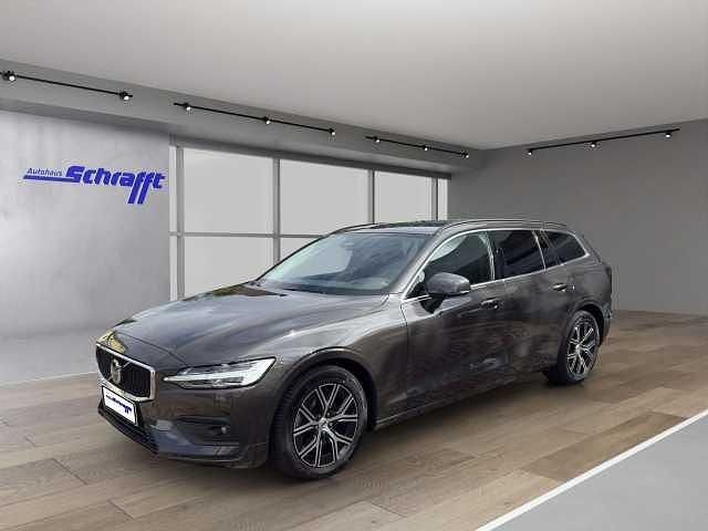 Gebraucht Volvo V60 145 PS (106 kW) 2024 Kombi