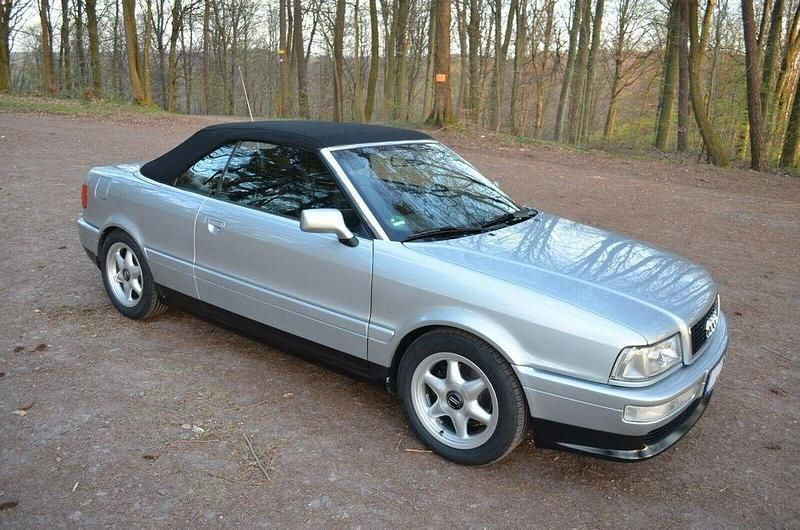 Silber metallic Gebraucht 1997 Audi Cabriolet Sport Cabrio | 19.900 € - Bild 1/4