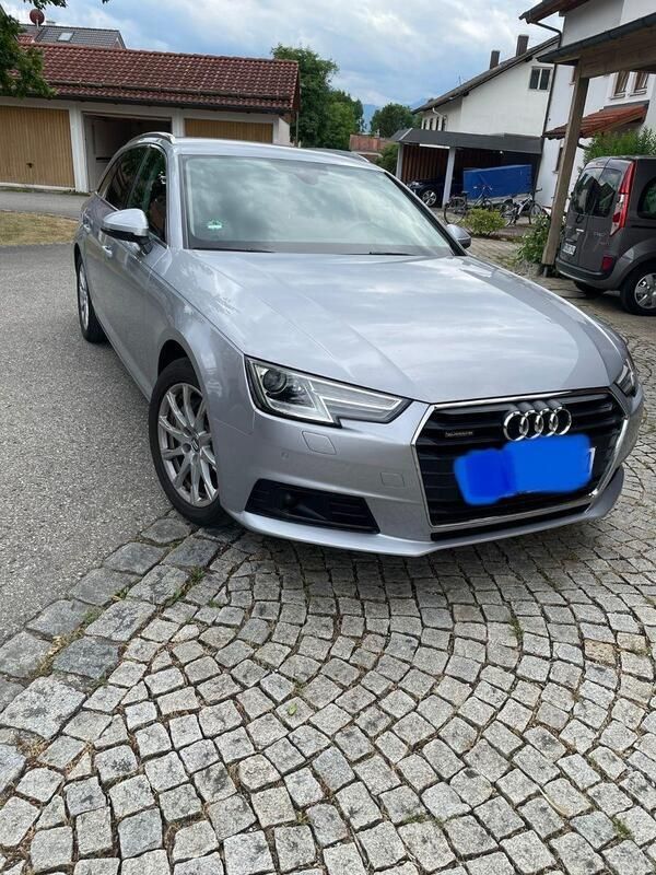 Silber Gebraucht 2016 Audi A4 Kombi | 14.999 € (Guter Preis) - Bild 1/4