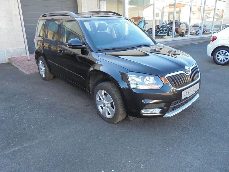 Schwarzmagic perleffekt Gebraucht 2014 Skoda Yeti Ambition SUV | 11.990 € (Etwas zu teuer) - Bild 1/4